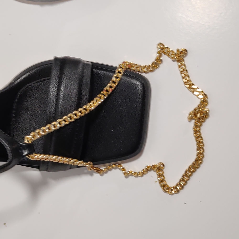 Shoes - Picture 2 of 6